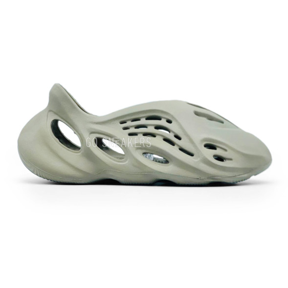 Унисекс кроссовки для бега Adidas Yeezy Foam Runer Grey Multi