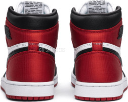 Женские кроссовки Nike Wmns Air Jordan 1 Retro High &#039;Satin Black Toe&#039;