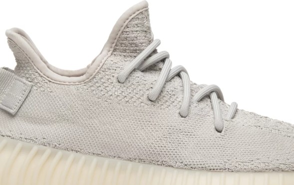 Женские кроссовки Adidas Yeezy Boost 350 V2 &amp;#039;Sesame&amp;#039; Sample